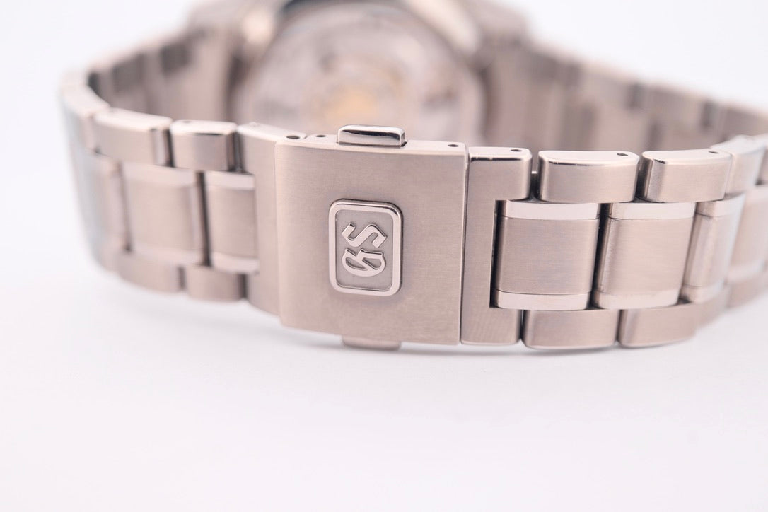 Grand Seiko Heritage "Cherry Blossom"