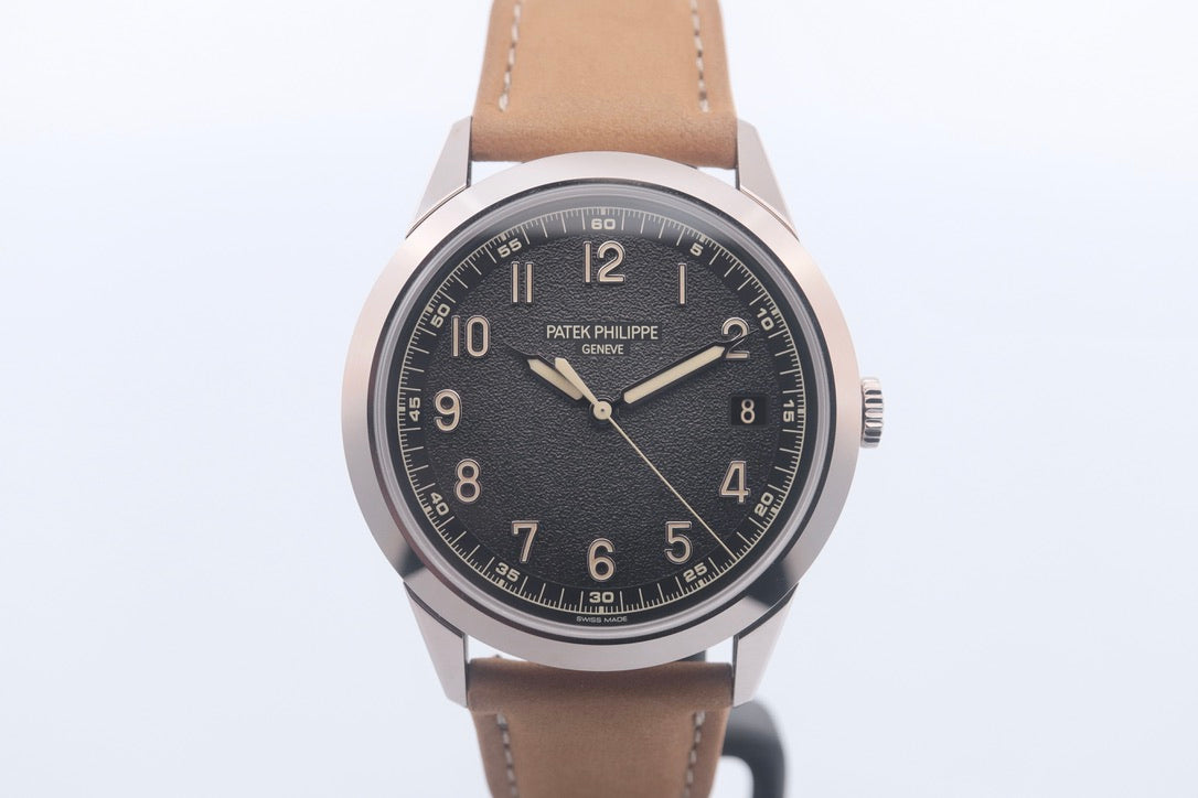 Patek Philippe Calatrava 5226G-001