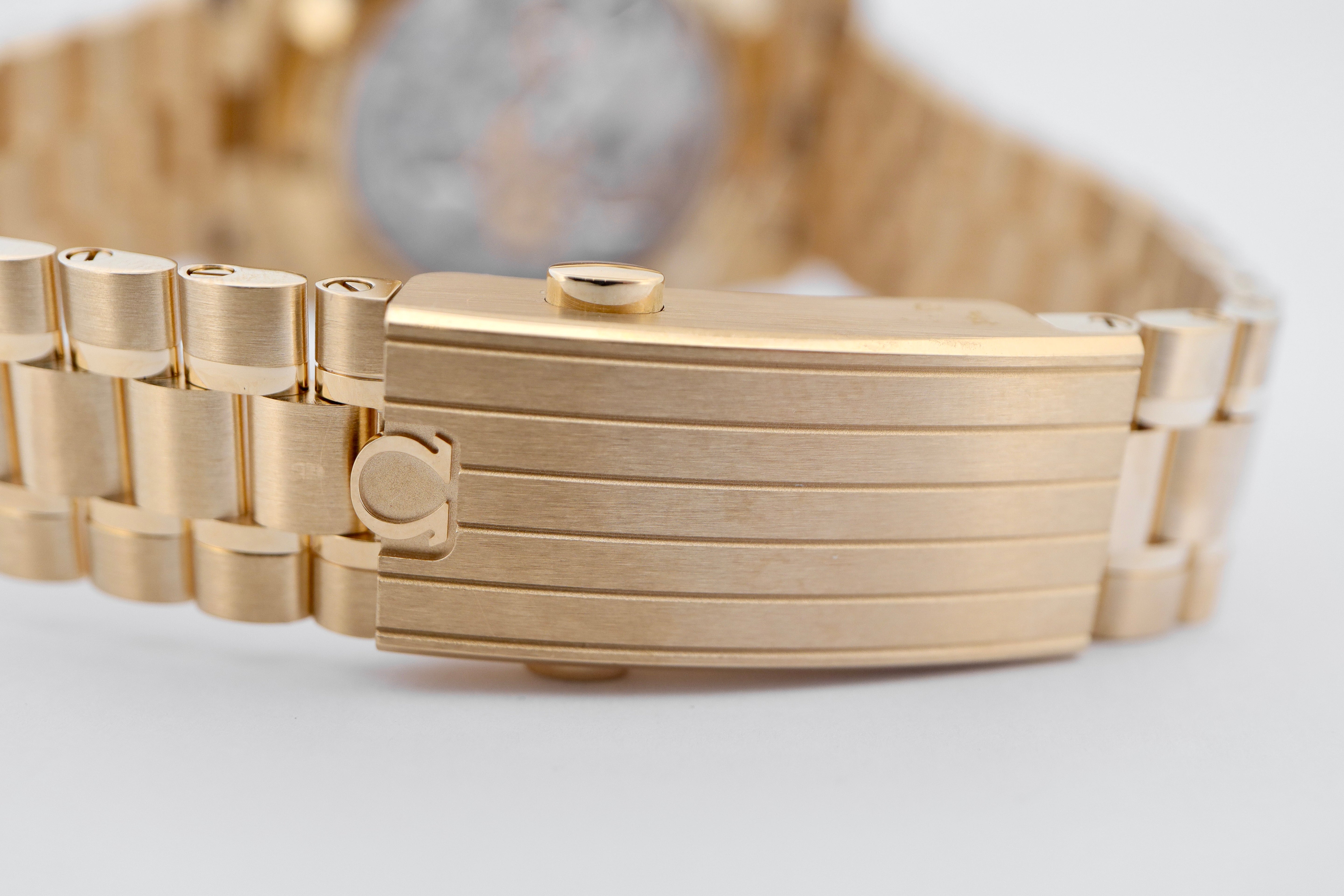 Omega Speedmaster Moonwatch Moonshine™ Gold