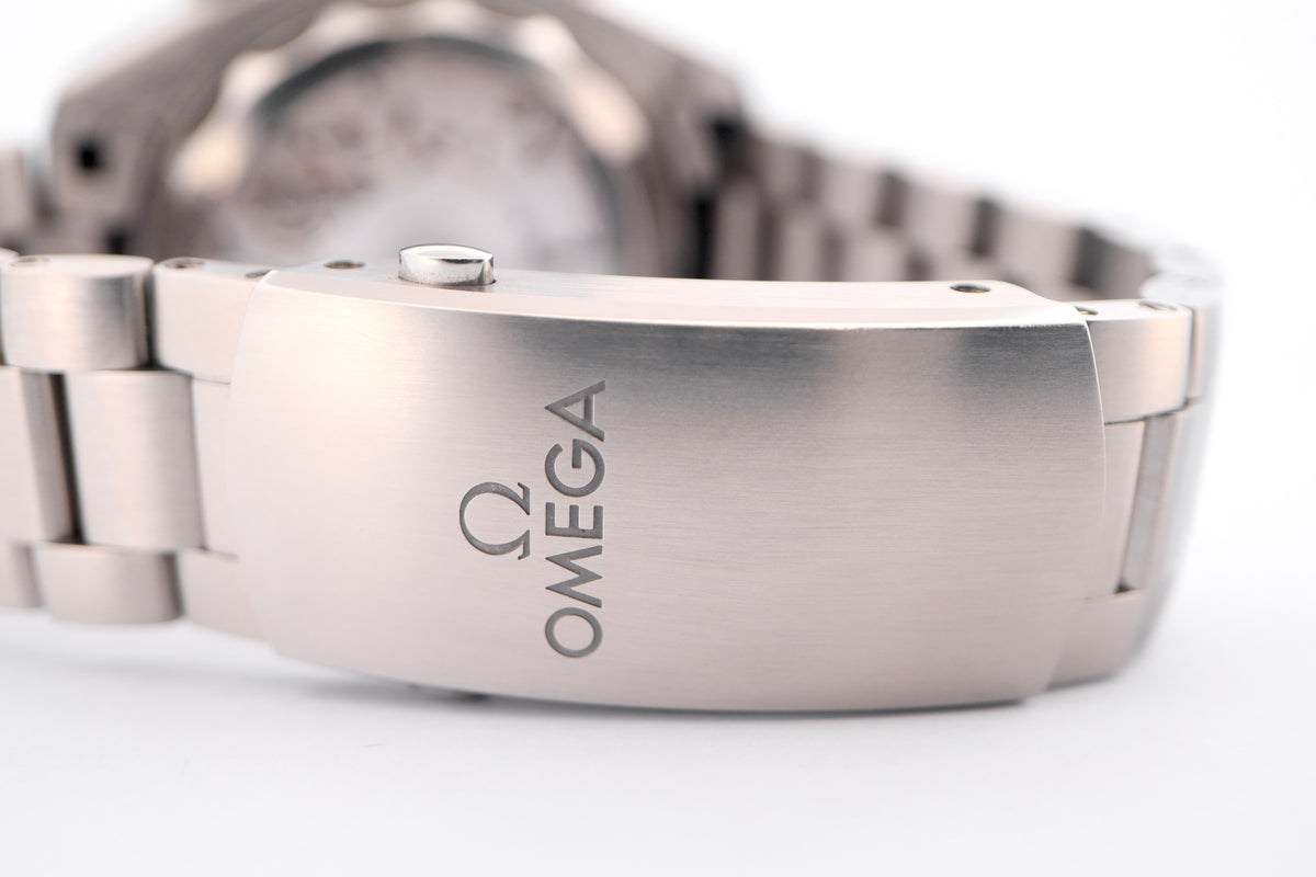 Omega Seamaster Planet Ocean 600M Chronograph 124594