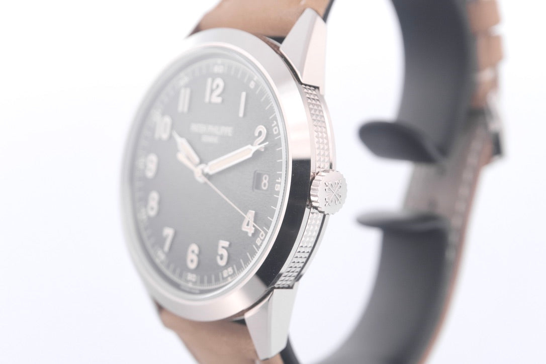 Patek Philippe Calatrava 5226G-001