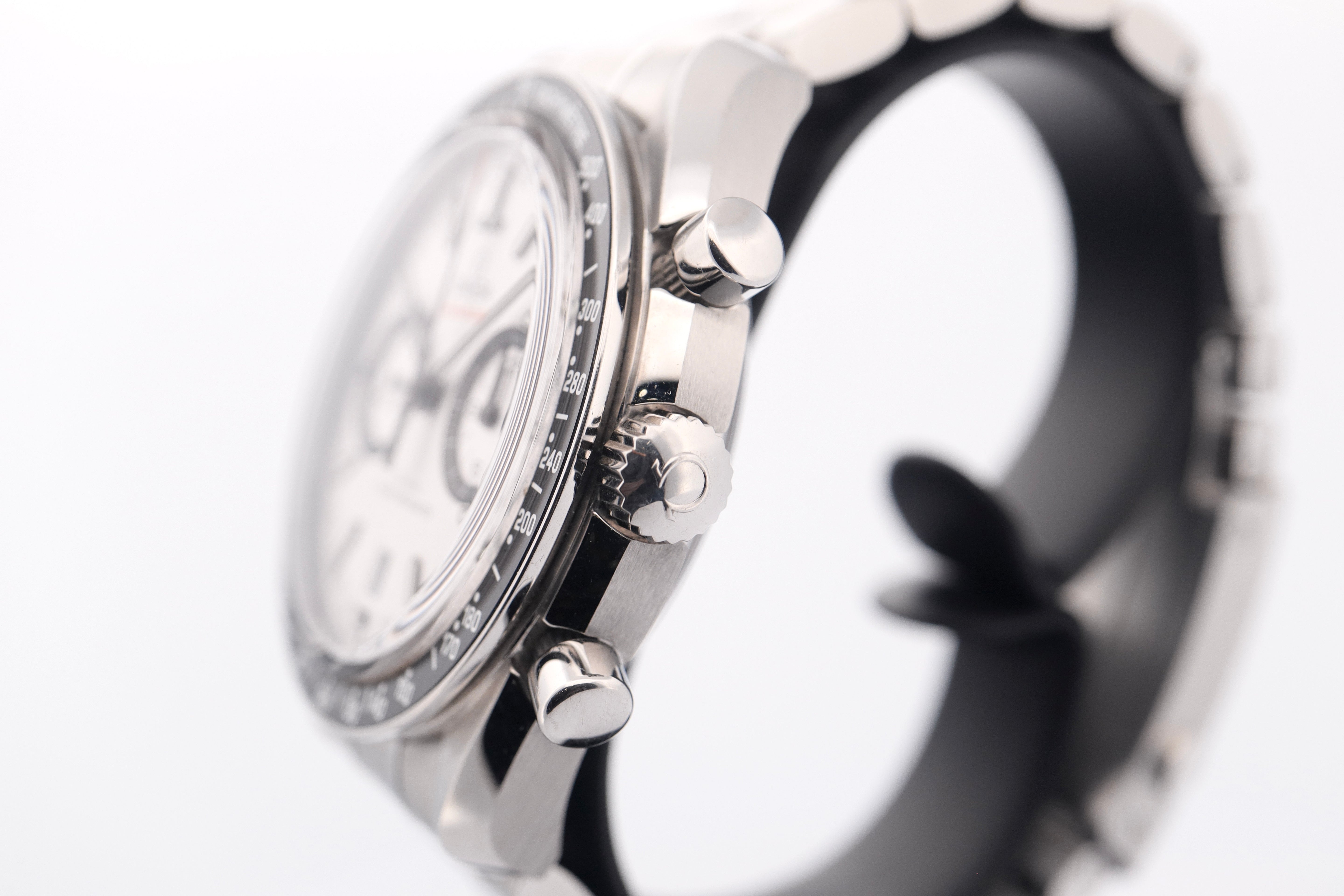 Omega Speedmaster Racing