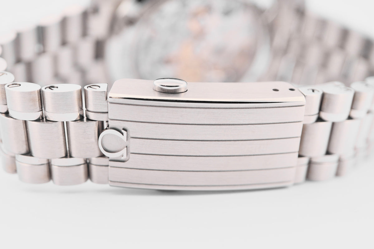Omega Speedmaster Moonwatch Professional "Sapphire Sandwich"