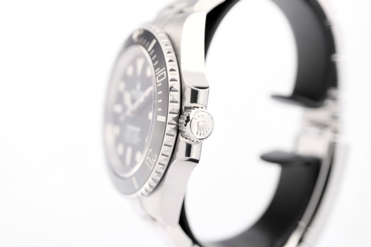 Rolex Submariner 124060 (2020)