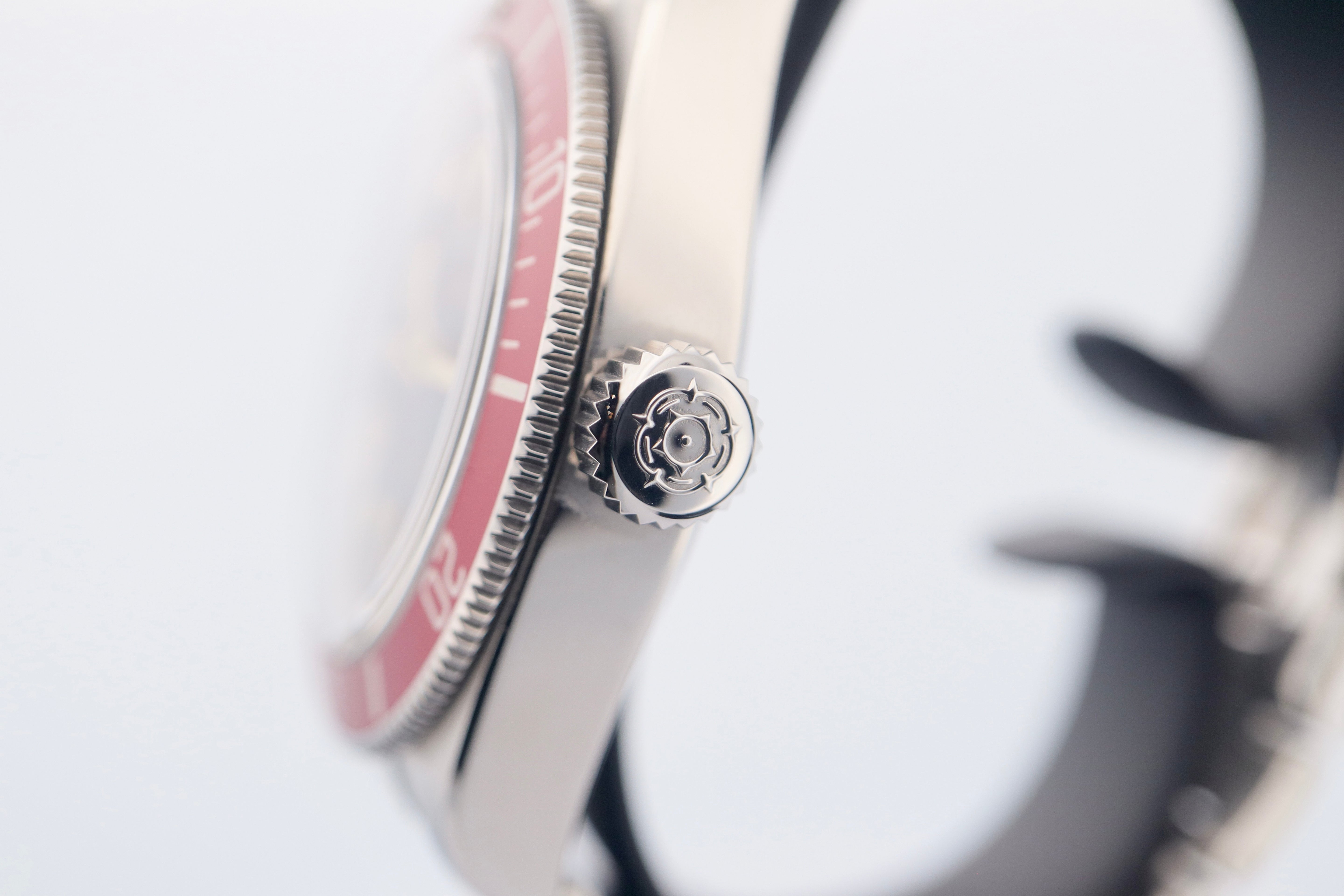 Tudor Black Bay "Burgundy"