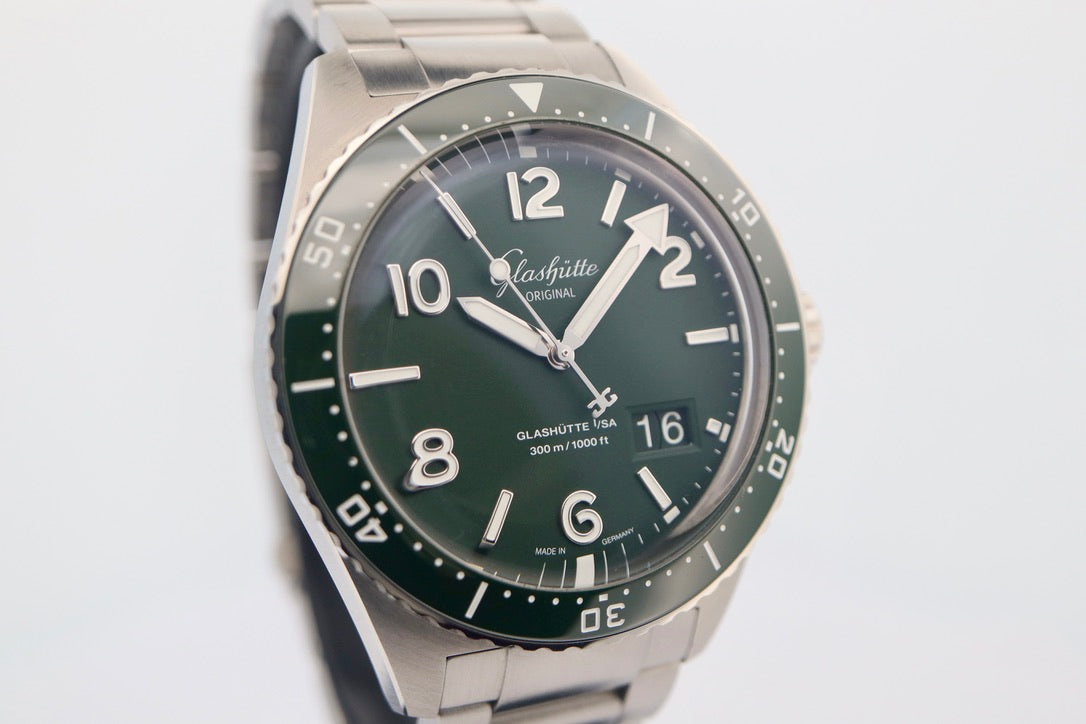 Glashütte SeaQ Panorama Date