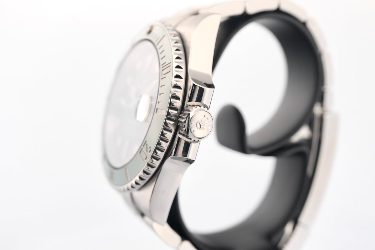 Rolex Submariner Date Hulk (2018)