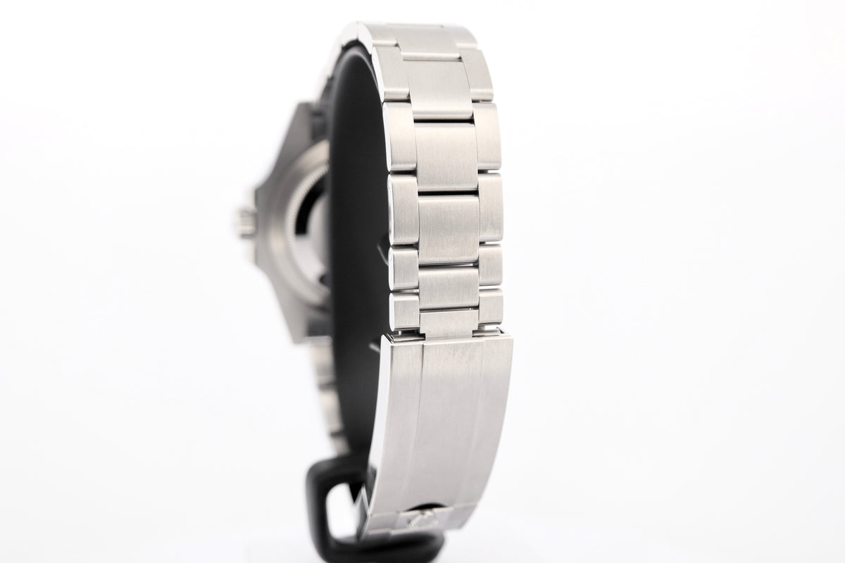 Rolex Submariner 124060 (2020)