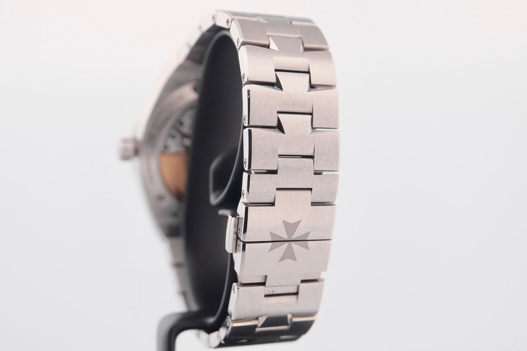 Vacheron Constantin Overseas
